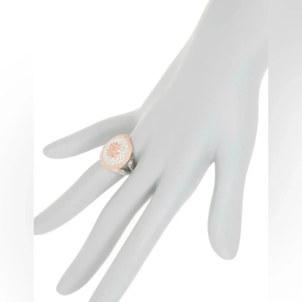 Freida Rothman Clover Shield ring - Picture 4 of 9